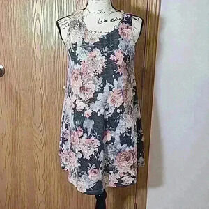 42 Pops boutique floral print knit dress or tunic
